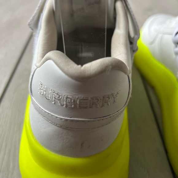 Burberry Ronnie Chunky White Leather Neon Sole Sneaker Size 40 - Picture 8 of 16